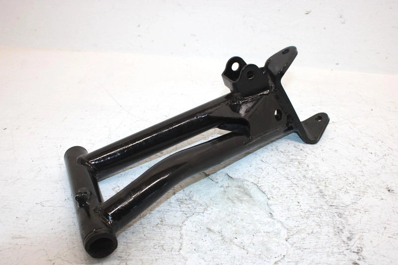 1990 Yamaha  Moto 4 Oem Front Lower Right A Arm 3GH-23580-00-00 AY5