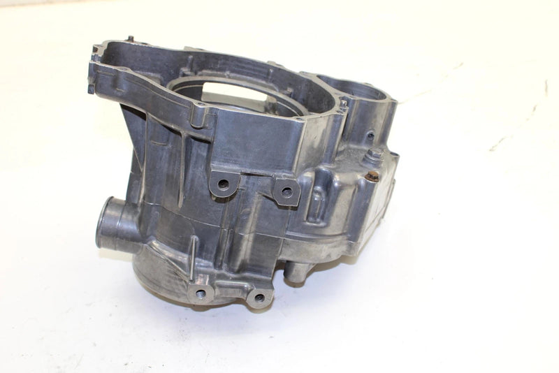 01 Polaris Sportsman 400 OEM Crankcase 3085633 AP113