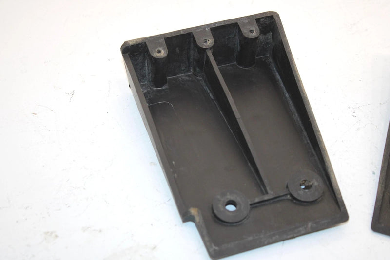 95 Arctic Cat Bearcat 440 Oem Rear Footrest Set 0606-699 0606-698 SA9