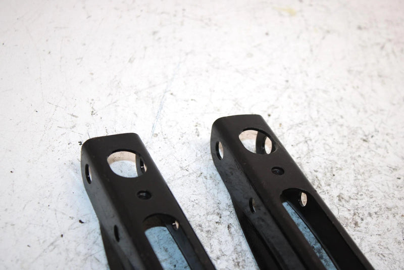 2004 Honda Fourtrax Foreman Rubicon Oem Foot Peg Bracket Pair 50611-HN8-000 AH5