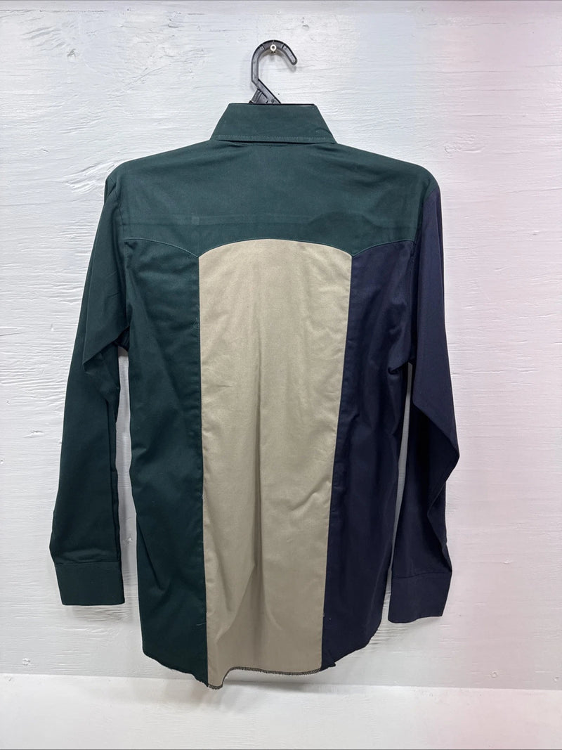 New Men’s Cowboy Threads Multiple long sleeve button up small B-78