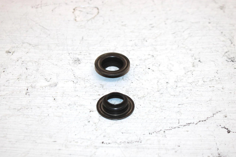 2011 Polaris Ranger 800 Oem Outer Valve Seat Pair 5910329 XP4