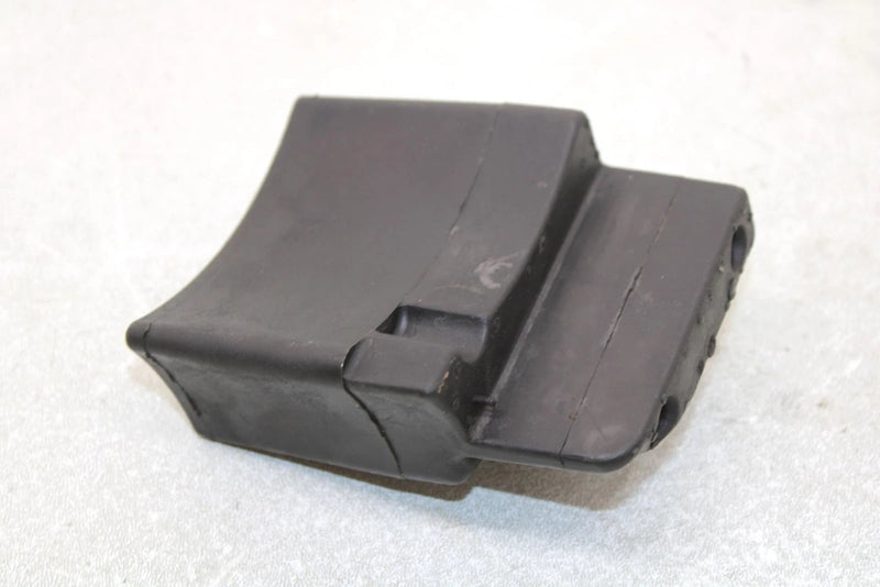 2000 Yamaha  Grizzly Oem Engine Mount Spacer 4WV-15327-00-00 AY35