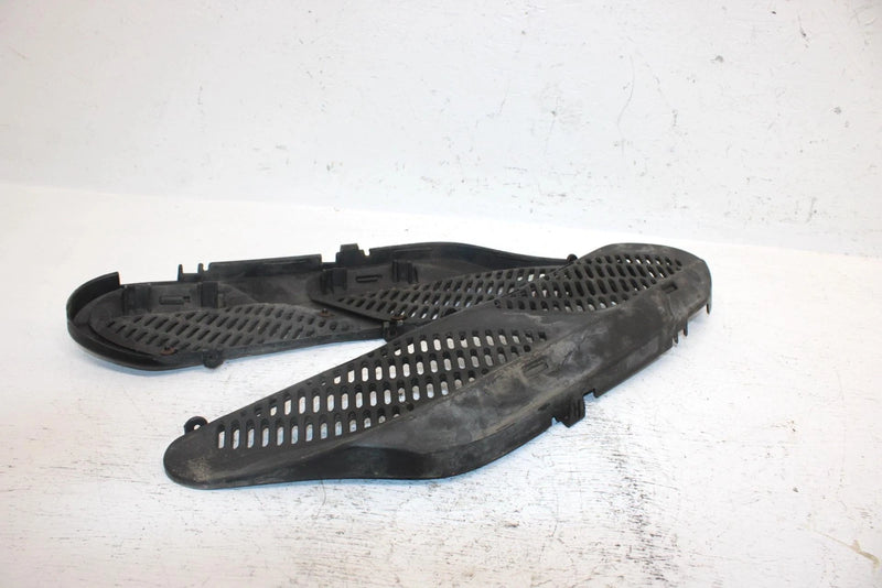 2002 Ski-doo Mxz 800 Adrenaline Oem Middle Hood Grille Set 517302672 SS21