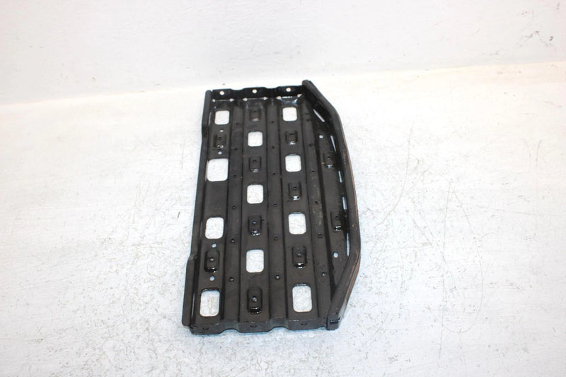 1998 Polaris Trail Blazer Oem Left Footrest 1040274-067 1040274-117 AP155