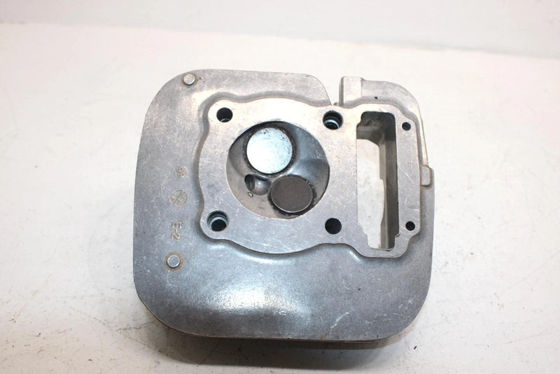 2000 Polaris Magnum 325 Oem Cylinder Head W/Springs And Valves 3086408 AP96