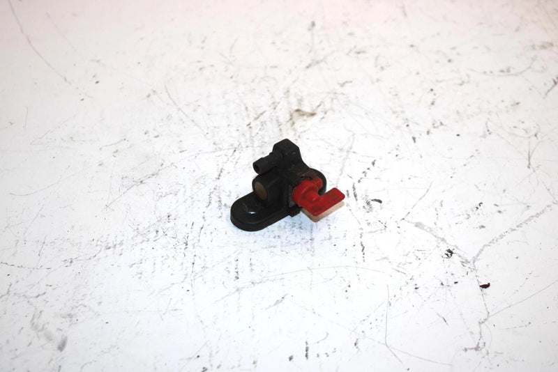 95 Polaris Sportsman 4x4 Oem Petcock 7051006 AP70