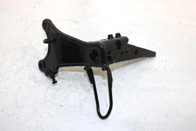 86 Suzuki Lt230s Oem Right Footrest 43510-22A02 43510-22A02-019 AS20