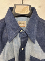 New Women’s Dee-Cee Blue Jeans Design Long Sleeve Pearl Snap Size Large TT-94