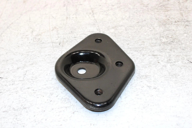 1996 Yamaha Vmax 600 Oem Skid Mount Bracket Pair 8AB-47425-00-00 SY29