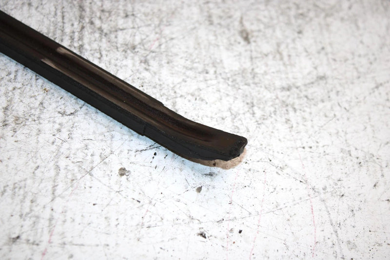 1987 Yamaha  Warrior Oem Cam Chain Guide 3Y1-12231-01-00 AY16