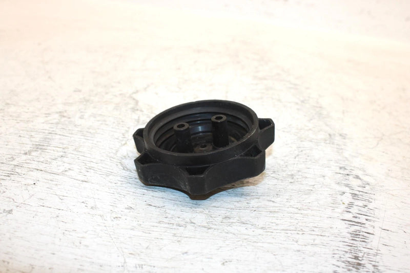 1997 Yamaha Vmax Sx 700 Triple Oem Fuel Gas Cap 8CW-24610-01-00 SY10