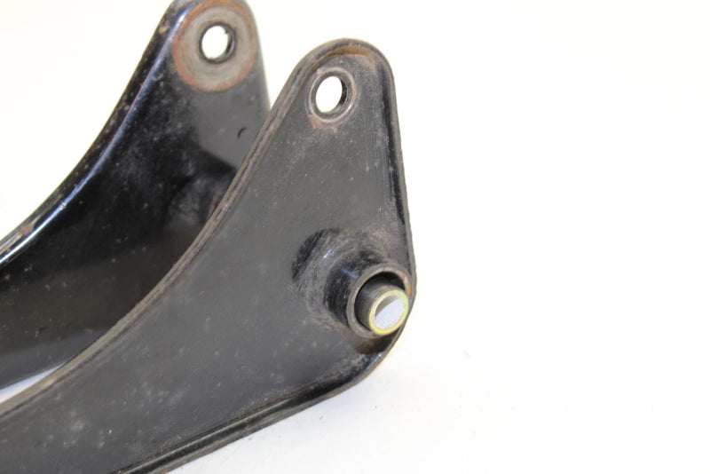 1992 Yamaha Exciter Ii Oem Front Pivot Linkage Bracket 8U7-47464-00-00 SY79