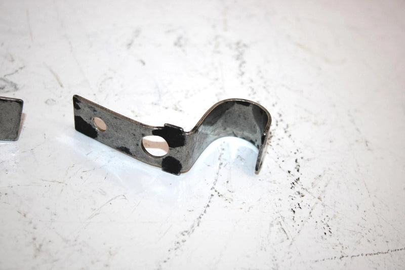92 Polaris 440 Oem Wiring Clip Pair 7080665 4020035 SP128