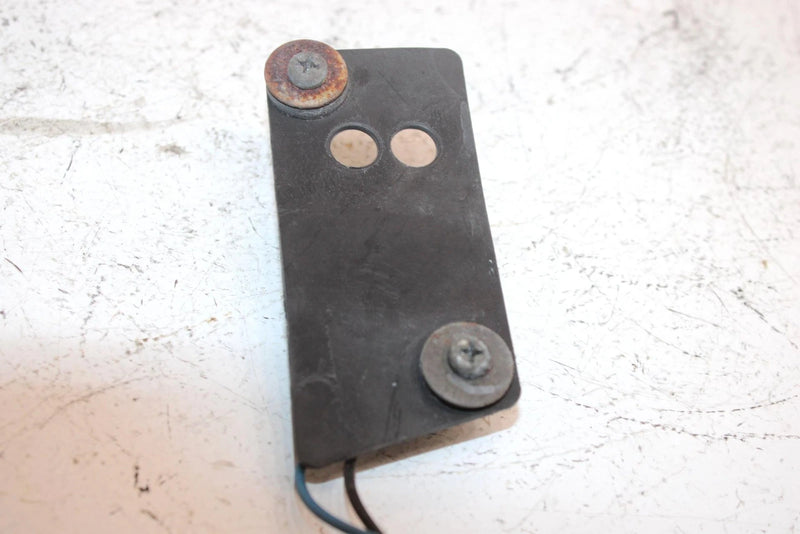 92 Yamaha Phazer Ii Le Oem Fuel/Oil Level Light 80L-77721-00-00 SY41