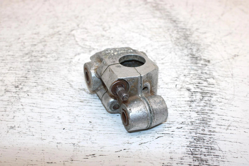 1997 Yamaha Venture Tr Oem Front Left Suspension Bracket 84M-2376E-00-00 SY15