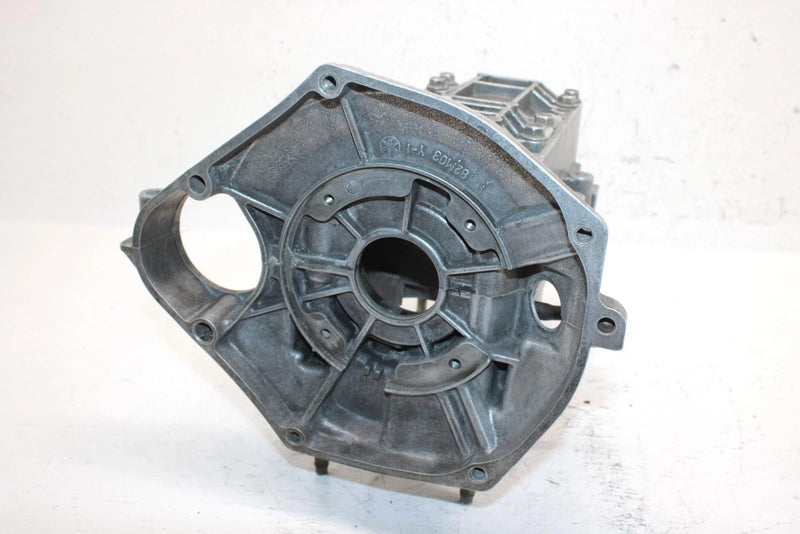 1994 Yamaha Vmax 600 Oem Crankcase W/Studs 8AB-15100-00-00 8AB-15100-01-00 SY25