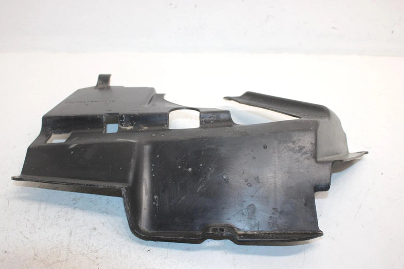 1987 Honda Fourtrax 350 A Oem Left Inner Fender 84700-HA7-670 AH39
