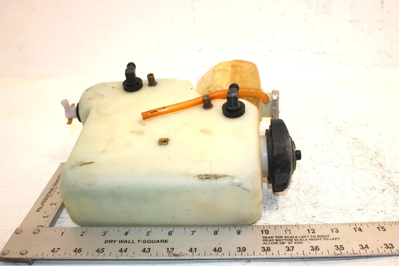 1998 Ski-doo Mxz 670 Oem Oil/Coolant Tank 572076900 SS17