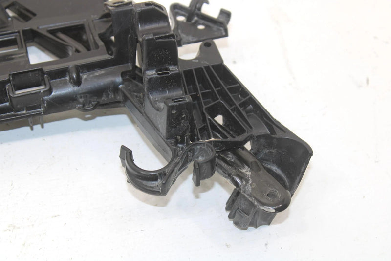 2017 Ski-doo Grand Touring 900 Oem Frame Sub Support 518327145 SS65