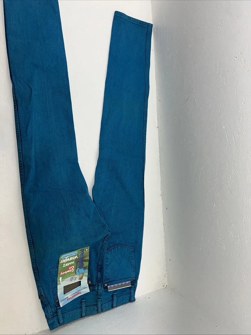 New Women’s Blue Wrangler Cowboy Cut Regular Fit Denim Jeans. 9/10x36 P-18