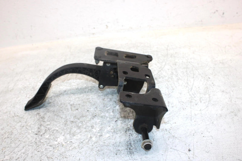 2015 Polaris Ranger 570 Eps Oem Throttle Pedal And Bracket 4014042 XP5.1