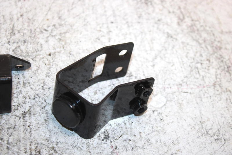 1998 Honda Foreman Fourtrax Oem Fuel Tank Stay Set 17508-HM7-000 AH35