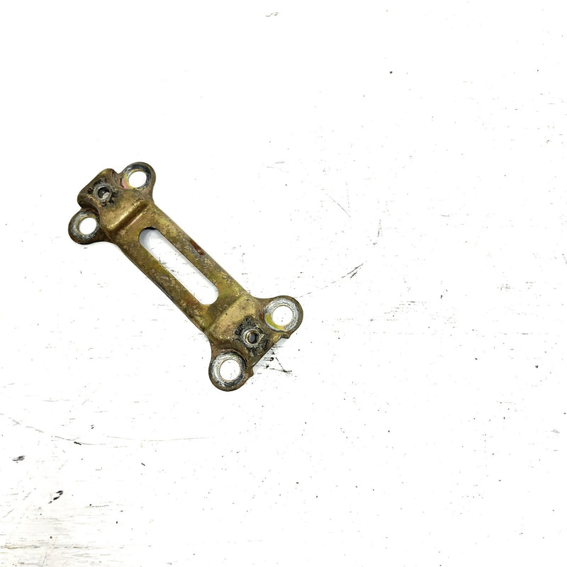 87 Honda FourTrax 200 TRX200SX 2x4 OEM Handlebar Cover Stay 53206-HB3-000 AH91