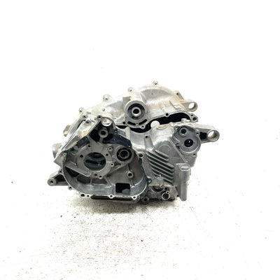 2006 Yamaha Rhino 450 YXR450FA 4x4 OEM Crankcase 2P5-15100-01-00 XY2