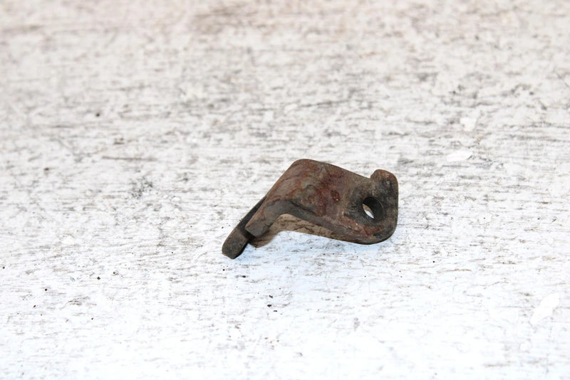 1995 Yamaha Vmax 600 Le Oem Caliper Bracket 8AB-25721-00-00 SY21