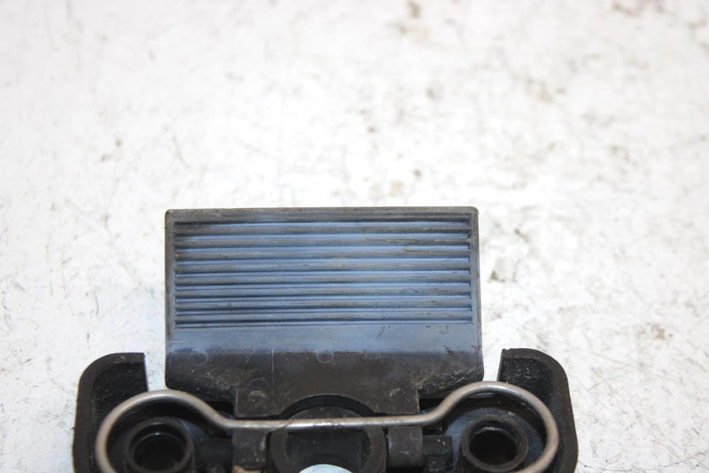 2001 Polaris Virage Oem Seat Latch 5431359 5431358 JP28