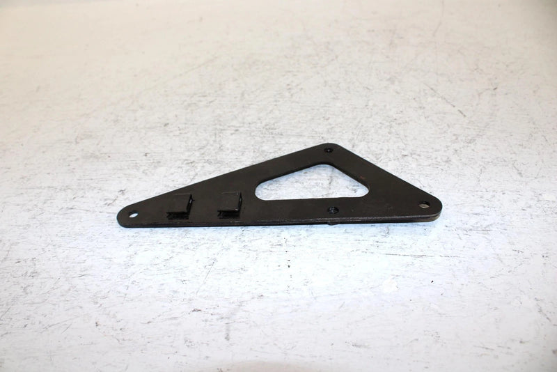 2004 Kawasaki Kfx 700 Oem Left Regulator Bracket 11053-0301 AK30