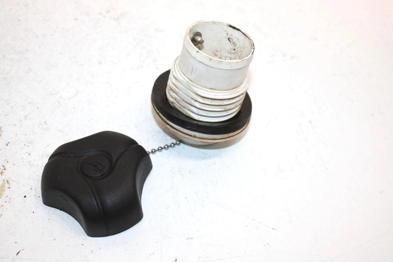 1999 Sea-doo Gti Oem Oil Filler Neck 275000212 JS54
