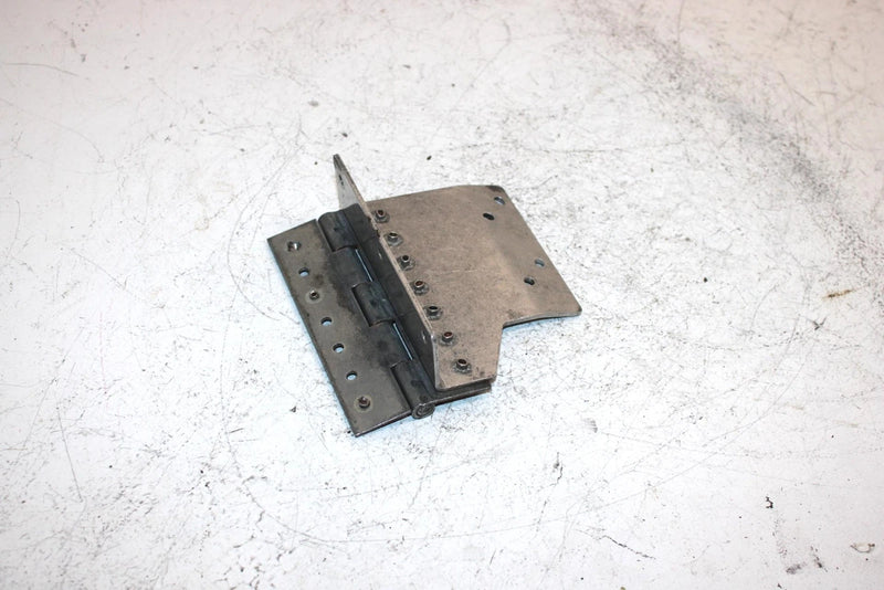 94 Polaris 440 L/c Oem Belt Cover Hinge 5210728 SP53