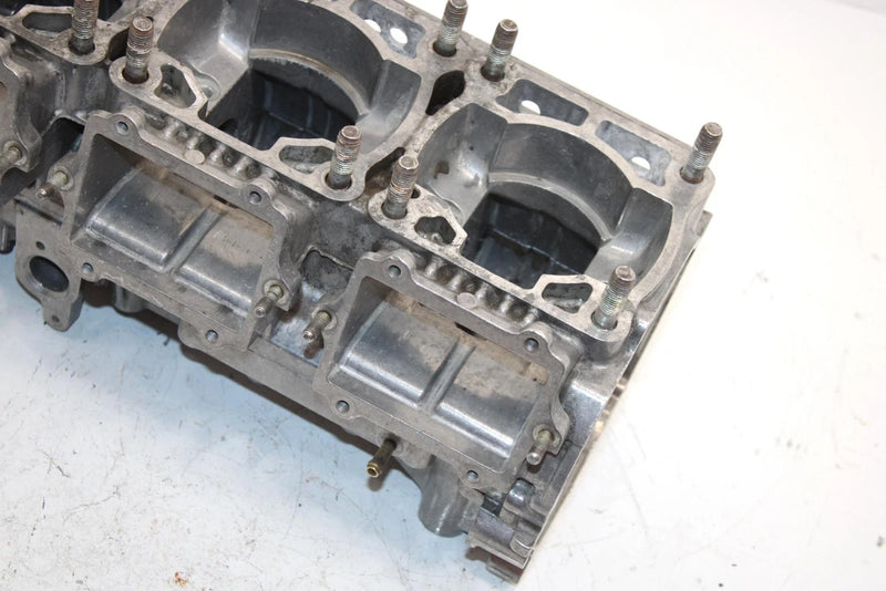 98 Polaris Xc 700 Oem Crankcase 3085511 3085575 SP130