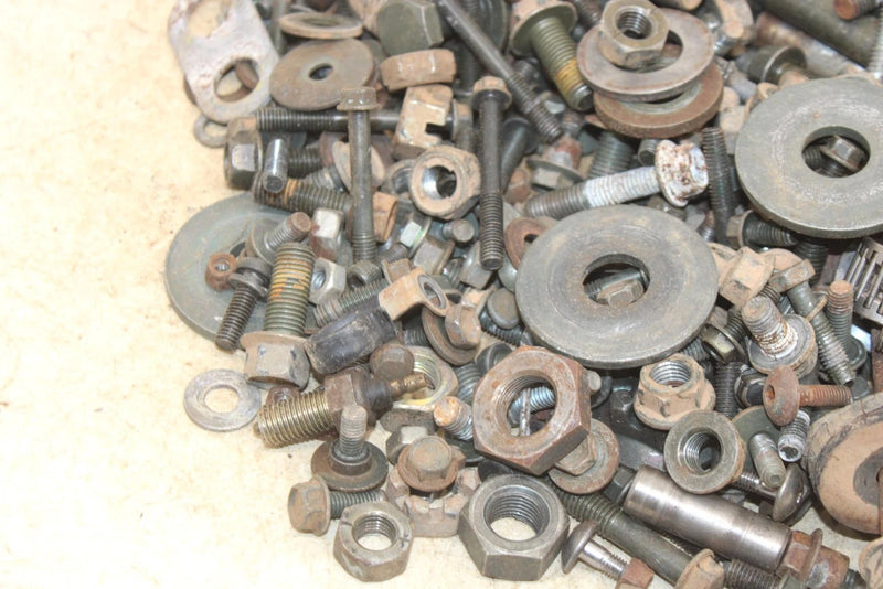 2007 Yamaha  Grizzly 350 2wd Oem Nut Bolt Spacer Hardware Kit AY28