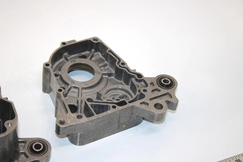 06 Arctic Cat Atv 90  Dvx Oem Crankcase Set R/L 3303-400 3303-004 AA17