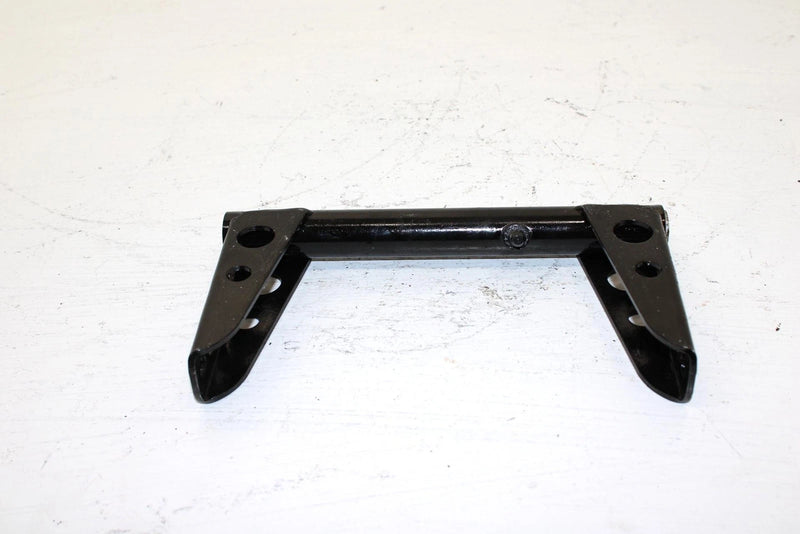 2006 Polaris 600 Fusion Oem Rear Pivot Arm W/Shaft  1541928-067 SP31