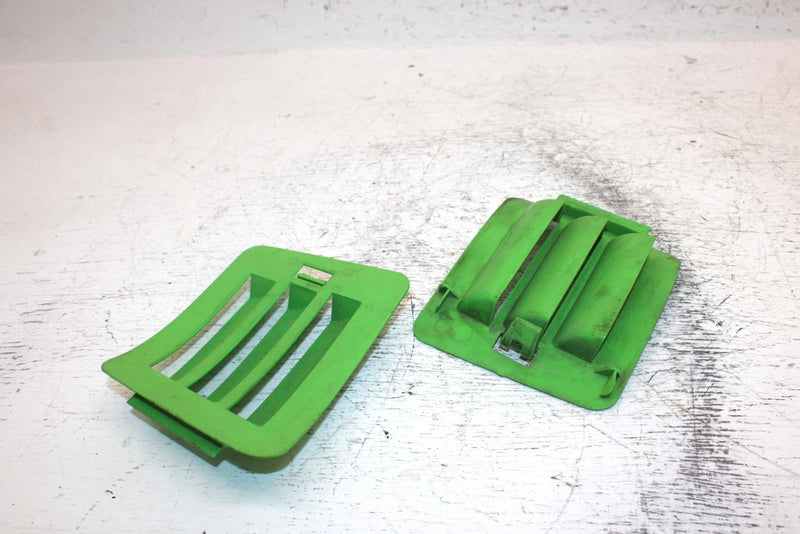 1998 Arctic Cat Zr 600 Oem Air Intake Vent Set 1606-044 1606-045 SA33