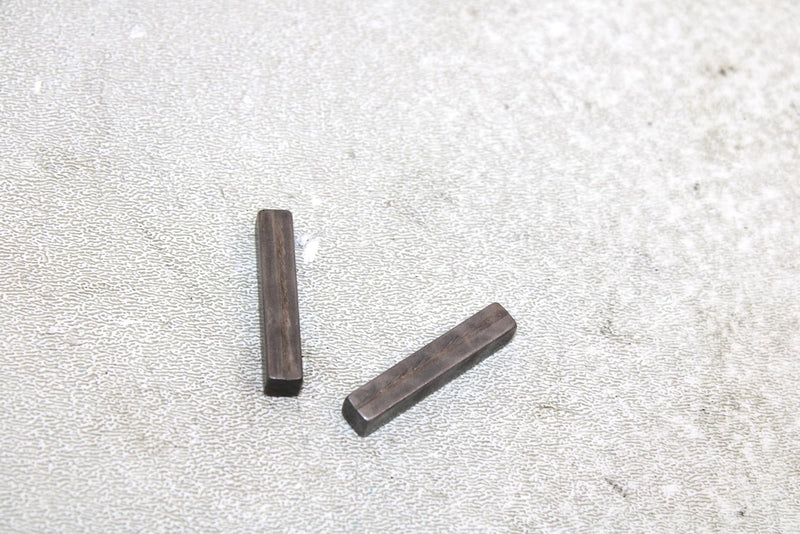 92 Polaris Trail Boss 4x4 Oem Front Spindle Key Pair 7721205 AP135