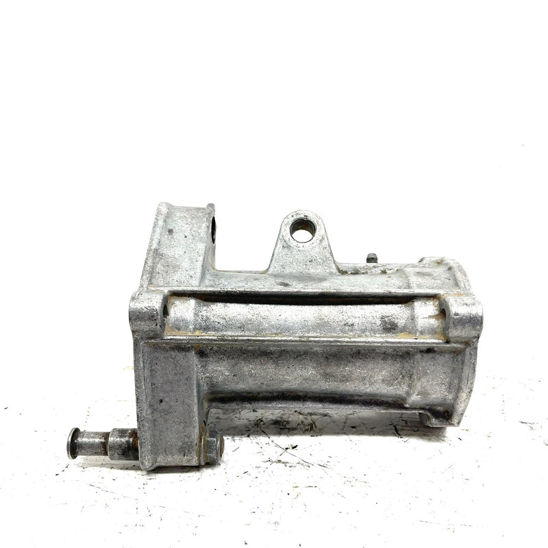 1985 Suzuki Quadrunner 185 OEM Axle Housing W/Pin 64720-24402 AS0