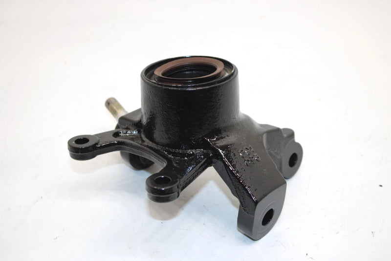 03 Bombardier Quest 650 Oem Right Steering Knuckle 709400095 AB1.1