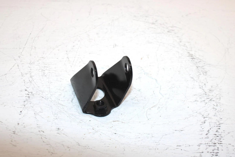 99 Yamaha  Bear Tracker Oem Top Engine Motor Mount Bracket 4XE-F1315-01-00 AY50