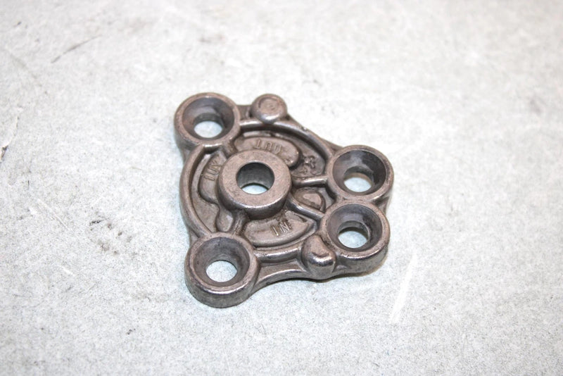 03 Yamaha  Kodiak 450 Awd Oem Oil Pump Cover 1UY-13316-00-00 AY44