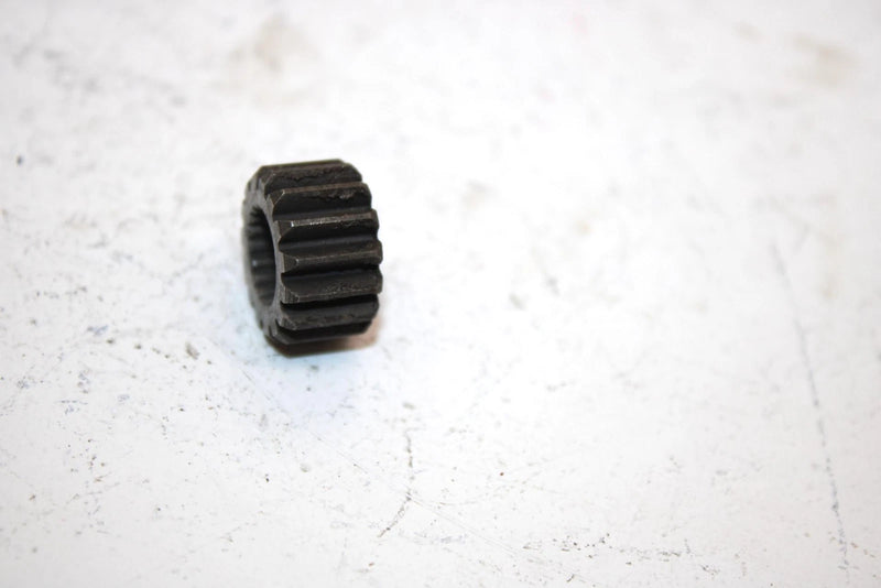 96 Yamaha  Warrior 350 Oem Clutch Release Gear 3LD-16398-00-00 AY6