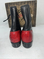 New Women’s Red And Black Laredo Cowboy Boots. 6 M. 20-114