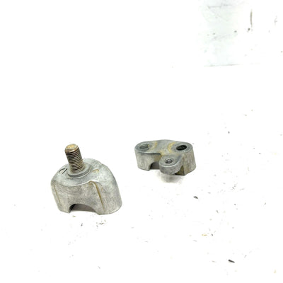 05-09 Honda Foreman 500 TRX500FE OEM Handlebar Mount Set 53130-HB3-770 Q1675
