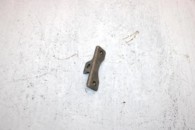 1994 Kawasaki Bayou 220 Oem Voltage Regulator Bracket 11045-1786 AK3