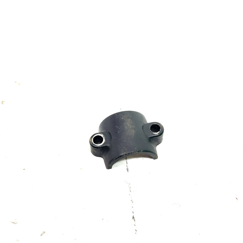 86-95 Yamaha Moto 4 OEM Lower Lever Holder 4V4-82913-00-00 Q6812