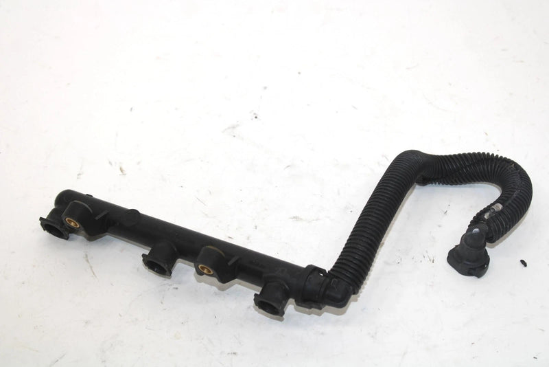 2013 Ski-doo Mxz 600 Oem Fuel Rail 420874960 SS64